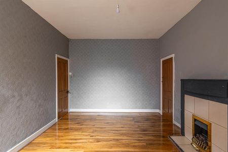 Wingrove Avenue, Fenham, Newcastle Upon Tyne - Photo 2