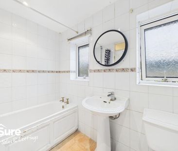 4 bedroom terraced house to rent - Photo 1