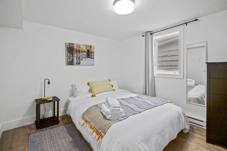 Hayward Avenue - Photo 5