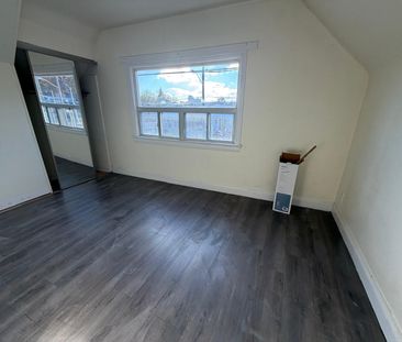 For Lease - 515 Warden Avenue Unit# #Upper, Toronto, Ontario - Photo 2