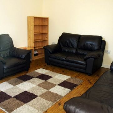 27 Hubert Road - Photo 1