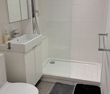 À louer : LA GARENNE COLOMBES : Charmant studio meublé 28m² - Photo 5