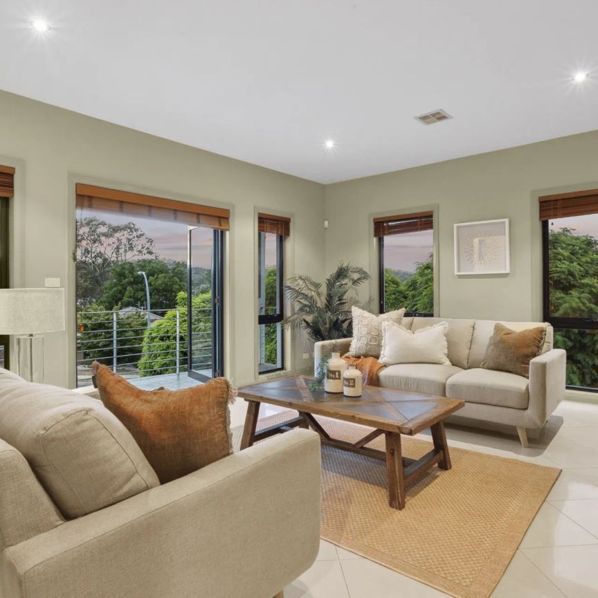 Beautiful Family Home - Photo 1