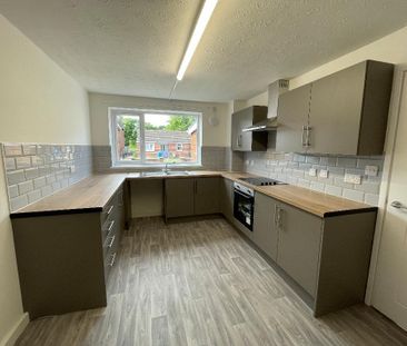 3 Bedroom Terraced House To Rent - Photo 6