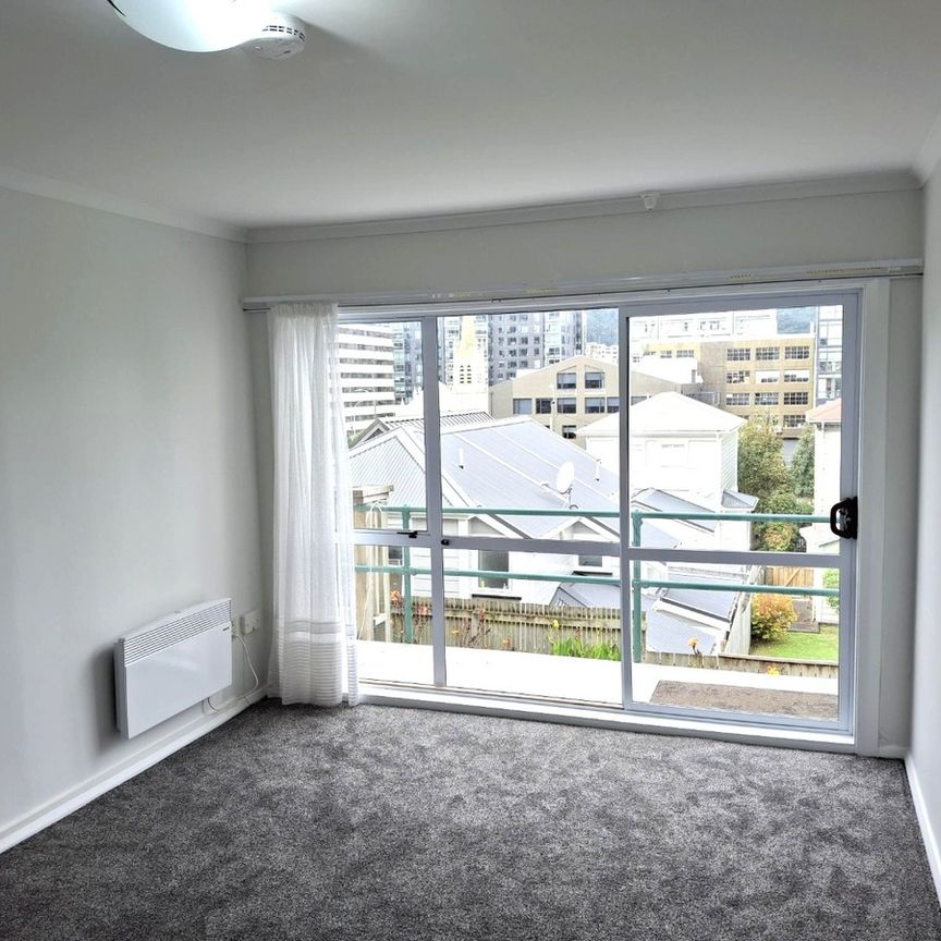 Central Central Central - Photo 1