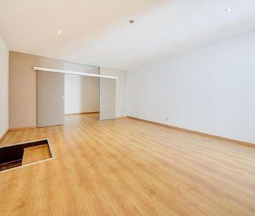 Appartement r�nov� Aix En Provence - 2 pi�ce(s) - 52.93 m2, - Photo 2