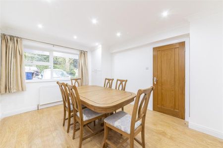 3 bedroom townhouse to rent - Photo 3