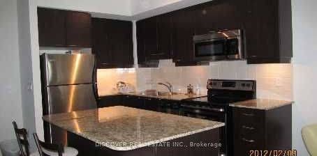 Burnhamthorpe / Confederation Beautiful 1Bdrm New Laminated Flooring - Photo 2