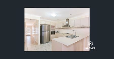 Spacious 3-Bedroom 2-Bathroom Home in the Primer Location - Photo 4