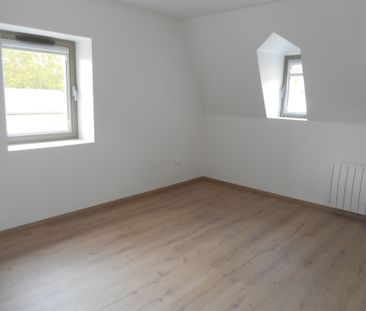 Appartement RUE DE L'EGLISE - GUEUX - Photo 5