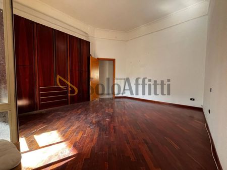 Quadrilocale via Nicola Antonio Porpora 19, Arenella, Napoli - Foto 2