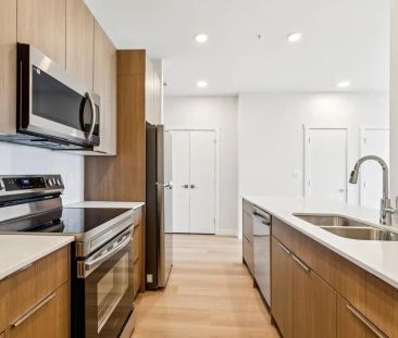 Azure Apartments — 1 Bedroom - Photo 3