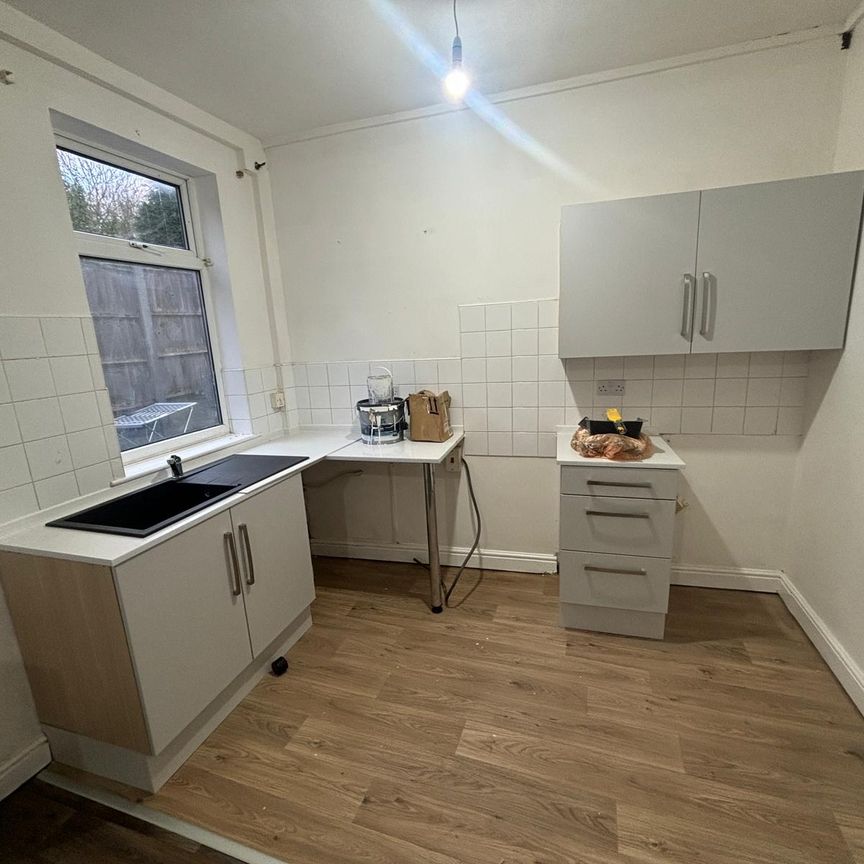 Hinckley Road, LE3 0WA, Leicester - Photo 1