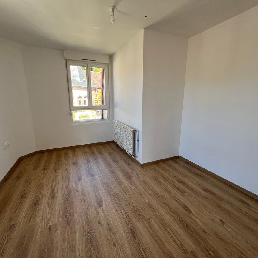 Location Appartement 2 pièces 41m² WALSCHEID 57870 - Photo 1