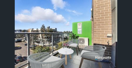 Stunning 3 Bedroom Unit - Photo 4