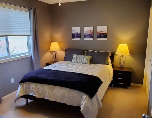 Two private rooms for rent in cozy Cougar Ridge house! | Cougar Ridge Dr SW, Calgary - Photo 1