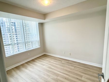 For Lease - 17 Barberry Place Unit# 2106, Toronto, Ontario - Photo 3