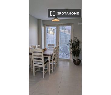 Room in a shared flat for rent in Royal Canal Park - Photo 3