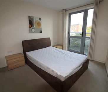 2 bedroom apartment to rent - Photo 3