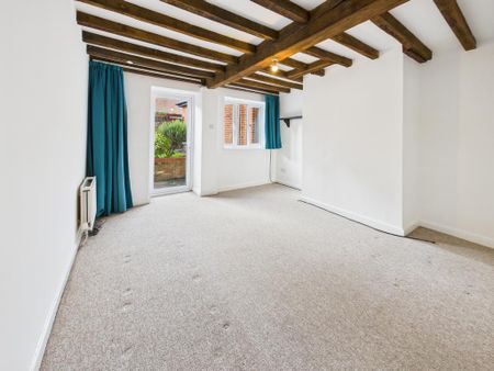 2 bedroom farm house to rent - Photo 2