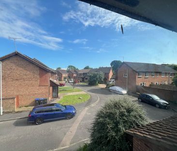 Harlech Close, Worthing, West Sussex BN12 3QS - Photo 3