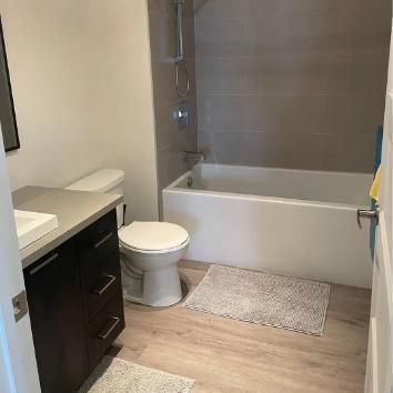 Grand 5 1/2 à louer 2 salle de bains - Photo 3