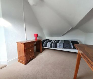 3 bedroom end of terrace house to rent - Photo 6
