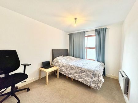 2 bedroom apartment to rent - Photo 4