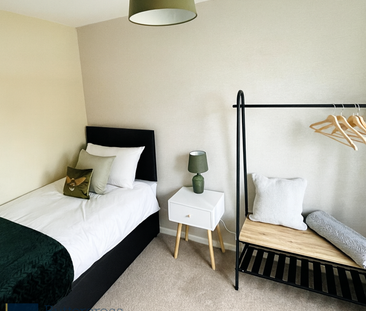 3 bedroom semi-detached house to rent - Photo 3