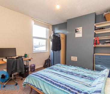 2 bed End Terraced House for Rent - Photo 1