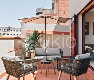 Alquiler de ático en Calle de Floridablanca - Photo 3