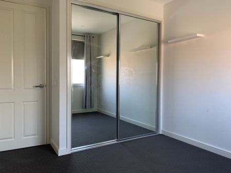 Quality 2 Bedrooms Townhouse in Noble Park - Photo 5