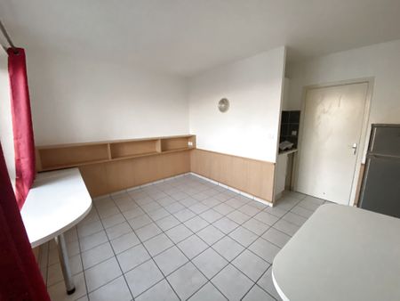 Location Appartement 1 pièce 20m² RODEZ 12000 - Photo 3
