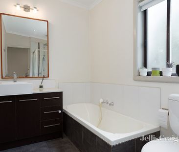 21 Beattie Street, Montmorency - Photo 5