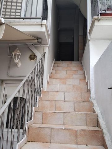 Ενοικίαση κατοικίας, 63 τ.μ., Αγία Βαρβάρα, 630 € - Photo 2