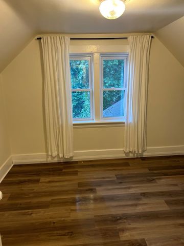 For Lease - 1201 Kenneth Avenue Unit# Upper, Peterborough, Ontario - Photo 3