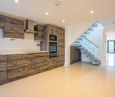 Grasmere Road, Sandbanks, Poole, Dorset, BH13 - Photo 5