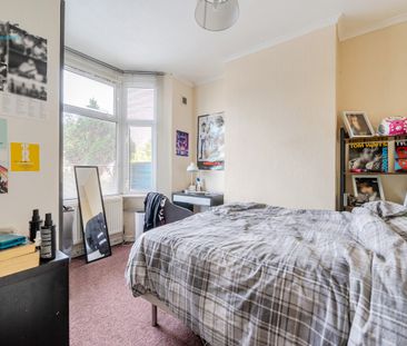 3 bedroom terraced house to rent - Photo 2