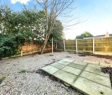 1 bedroom parking to rent - Photo 5