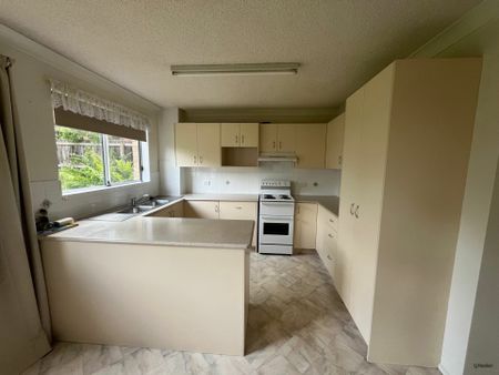 2-Bedroom Unit in Burleigh Heads � Prime Location - Photo 5