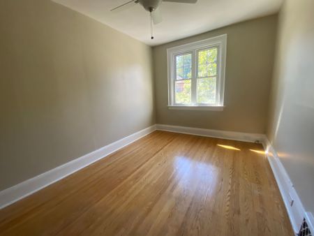 For Lease - 33 Lorindale Avenue Unit# #2 (UPPER), Toronto, Ontario - Photo 2