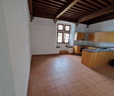 À louer – Duplex de 4.5 pièces en duplex dans le Château de Gléroles - Photo 3