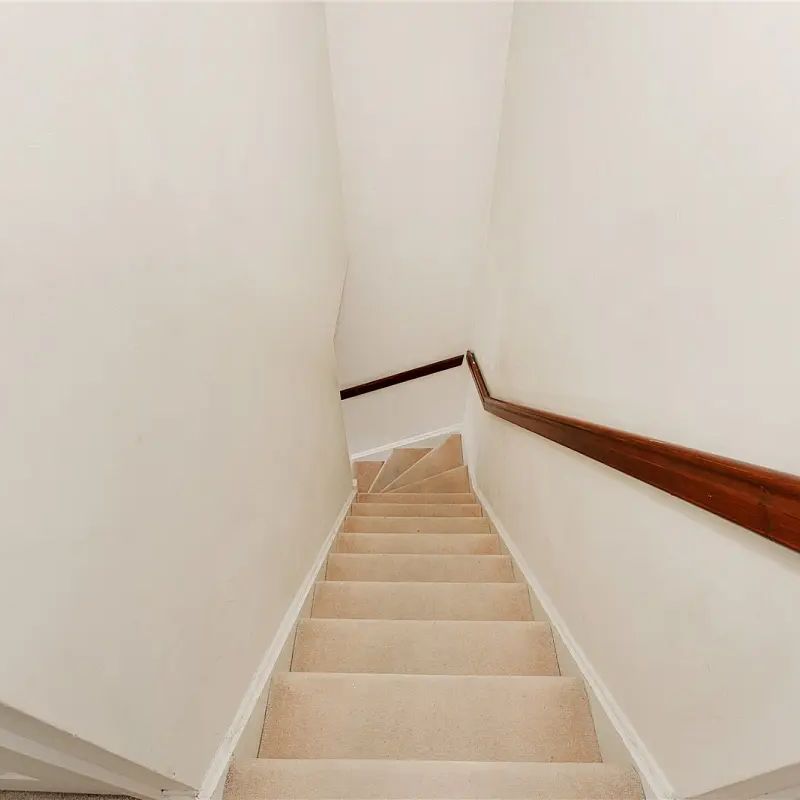 3 bedroom house in London - Photo 1