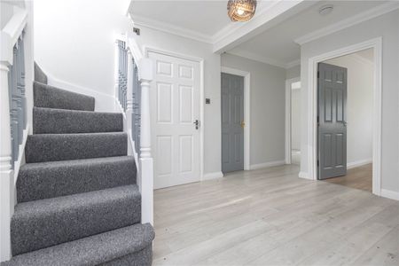 3 bed penthouse to rent in Forest Road, Branksome Park , BH13 - Photo 4