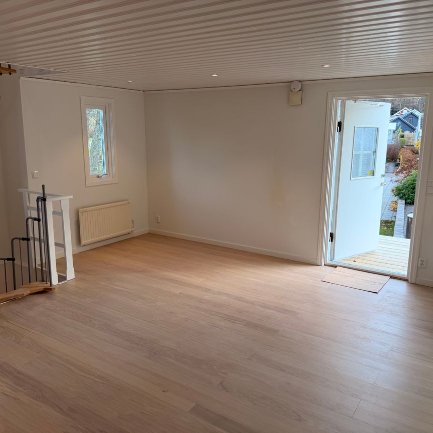 Ekåsvägen, Kållered - Photo 1