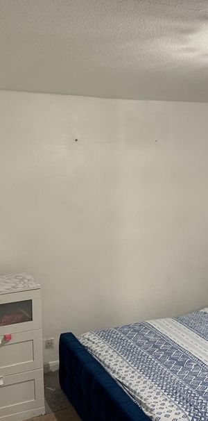 Room in a Shared Flat, London, NW10 - Photo 1