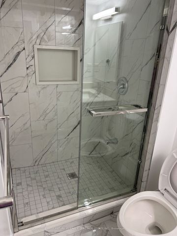 For Lease - 74 glendower Circuit Unit# LOWER, Toronto, Ontario - Photo 5