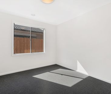 Brand New Modern & Spacious Family Home with Low-Maintenance Living - Photo 2