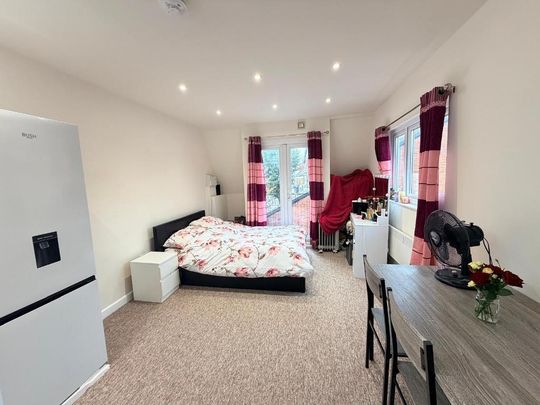 1 bedroom flat to rent - Photo 1