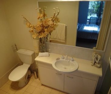 11/32 Tomkins Road, Riverhills QLD 4074 - Townhouse For Rent | Domain - Photo 3